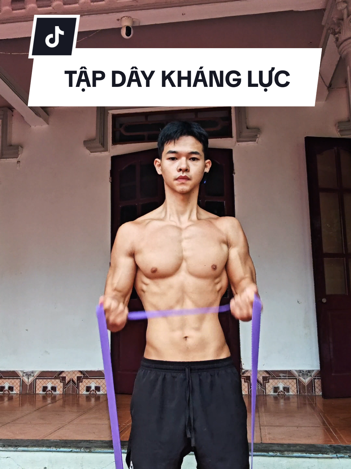 tâp dây kháng lực tại nhà #quockhongcuoi #truyendongluc #gymmotivation #xuhuong #gym 