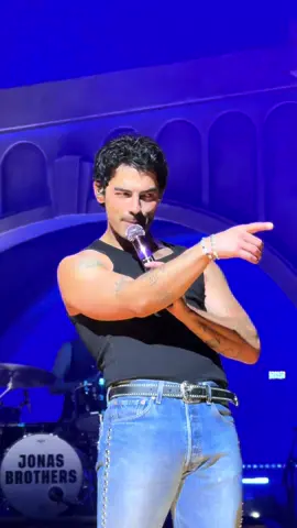 Deceased. @joejonas 