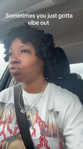 I love a good car vibe out 