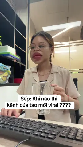 A xem tạm kênh tụi em đc hong 🤡 #content #fyp #vanphong #xuhuongtiktok #viral 