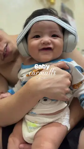 ito sinoot ng baby ko sa ✈️pauwing province🥹 #earmuffforbaby #earmuffbaby #earmuffs #headphones #noisecancellation 