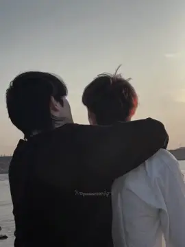 Vlog tình yêu  dài 3Phút của Tinh Kiệt . 🥰. Xem mà cứ thấy tình yêu của 2 bạn đẹp làm sao í, bình đạm nhưng nồng nhiệt, nhẹ nhàng nhưng rực rỡ , 