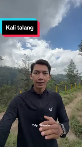 Pendakian ke Kali Talang, Merapi, selalu punya cerita sendiri. Kabut tipis, udara sejuk, dan latar megahnya gunung yang berdiri gagah di depan mata. Tapi cuaca di sini bisa berubah cepat, kadang gerimis, kadang matahari langsung terik. Untungnya, saya selalu pakai baju quick dry, dan kali ini saya memakai sportswear dari @Whittaker Official . Baju ini nyaman. Gak perlu khawatir keringetan atau kehujanan sebentar, bahannya cepat kering dan ringan banget. Cocok buat dipakai trekking. #gunungmerapi #kalitalang  #pendaki #pendakigunung #pendakiindonesia #pesonagunung #mendaki #gunung #gunungindonesia #wisataalam #wisata #pesonaindonesia #wonderfulindonesia #wonderful_places #wonderful_location #Hiking #traveller #instatravel #traveladdict #fypシ #fyp #explore  #merbabumountain #merbabu #gunungmerbabu