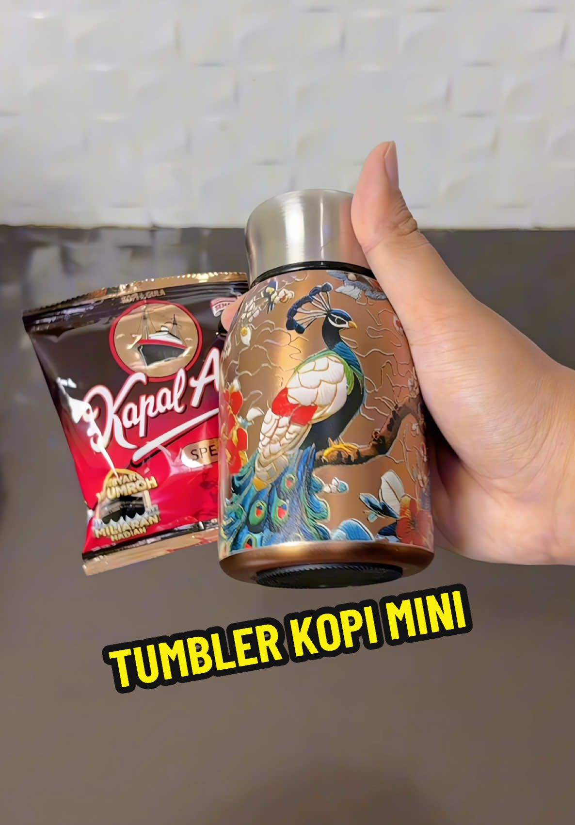 Membalas @ida Tumbler kopi mini tahan panas dan dingin cuculemon ukuran 300ml bahan stainless steel sus 316 #tumblerkopimini #termosmini #tumblerkopi #tumblertahanpanas #botolkopi  