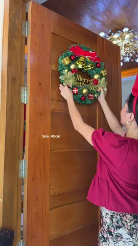 Saktong sakto ang size sa pintuan namin, ang ganda😍 #christmaswreath #christmasdoorwreath ##christmasdecorations 
