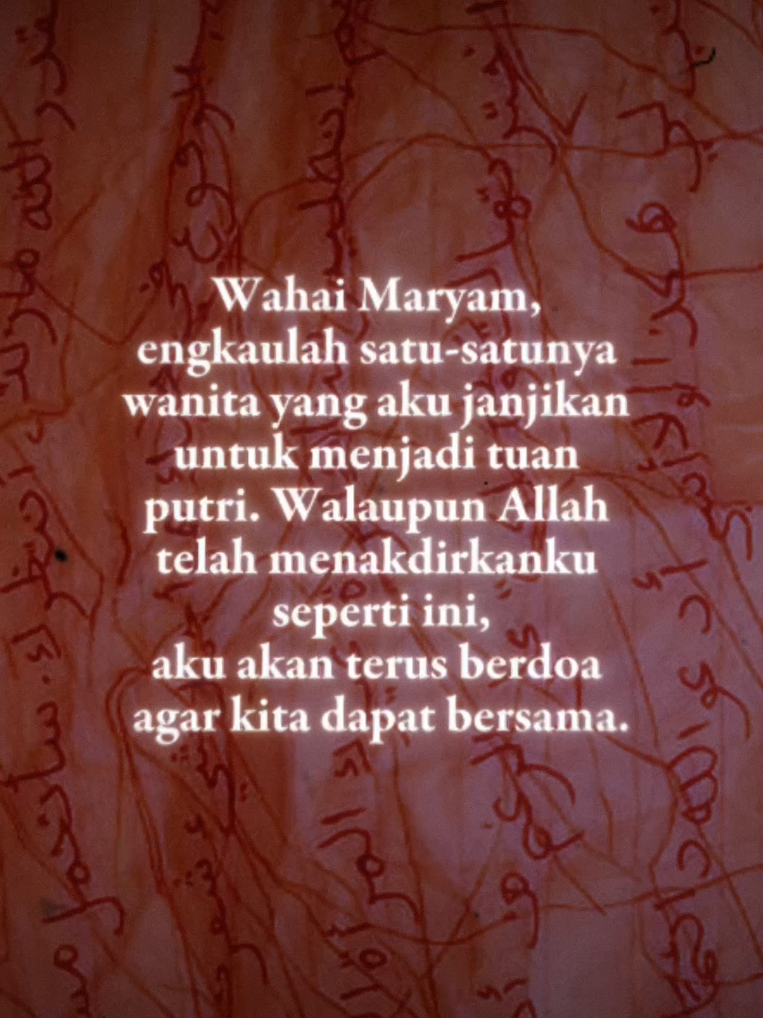 Setiap langkah Maryam diawasi. Setiap napasnya diikuti. Cinta itu tak pernah berhenti, meski Maryam sendiri ingin lari. MARYAM: Janji & Jiwa Yang Terikat Tayang 18 September 2025 di bioskop! #FilmMaryam #JanjidanJiwaYangTerikat #suratjin #suratcintajin 