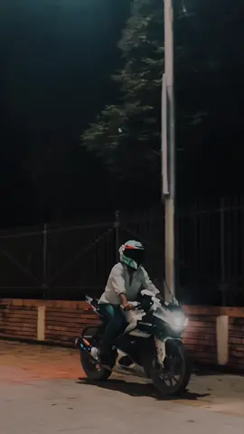 তুমি ছাড়া অন্য কারো সঙ্গ চাই না, আমার শুধু তোমাকেই প্রয়োজন..! 🫀🫶🏻