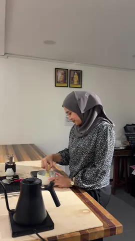 Sunrise or Sunset?? 🥲 #hauari #watermelon #cafe #coffee #matcha 