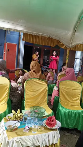 asyek goyang bang#risma #agenbrilinktokorisma 