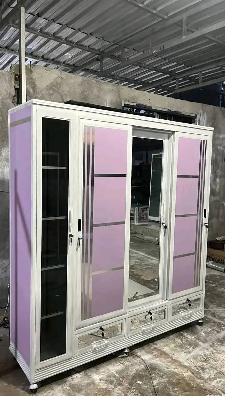 3 pintu sleding+tempat  tas 🤩 BEBAS REQUEST MODEL FAVORIT KALIAN 💯 COD GRATIS ONGKIR SELURUH LOMBOK ‼️WA 👉083863187995#fyp #lemarialuminium #freeongkir #lemarikacaalumunium 