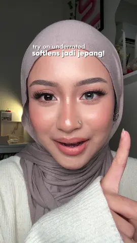 cobain softlens jepaanggg! emg udh berekspektasi bagus sih dan beneran feelsnya tipiss #softlens #lens #lilmoon @Lilmoon Lens Official Shop #BeautyTok #fyp #zonacantik #BeautyTok #softlensmurah #softlensrekomendasi #zonacantik 