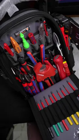 Find the perfect bag for your #tool at velocity pro gear! For 10% discount use code INSTATECH10 This toolbag is NB200 and is perfect for everyday use! Designed by #electrician for electricians! At velocity you will find bags for any #trade and believe me… worth any cent you spent! #plumbing #carpenter  @VelocityProGear @Bundy 