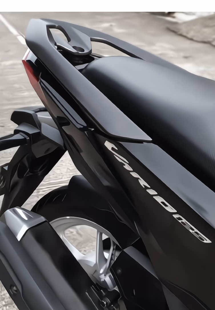 linis lang ang baon 😫🖤          #fyp #xyzbca #makeitviral #vario #black 