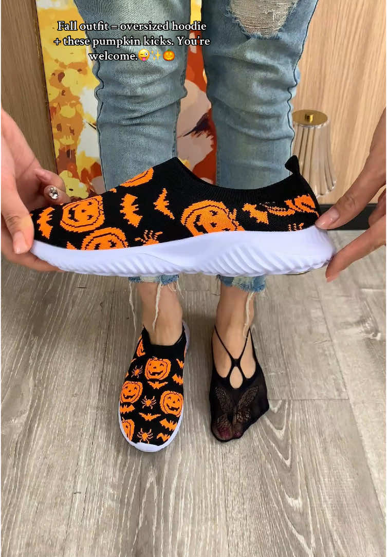 Fall outfit = oversized hoodie + these pumpkin kicks. You’re welcome.😜✨🎃 #FallOutfitCheck #CozySneakers #TikTokFashionFinds #SneakerStyle #sneakers #womensneakers 