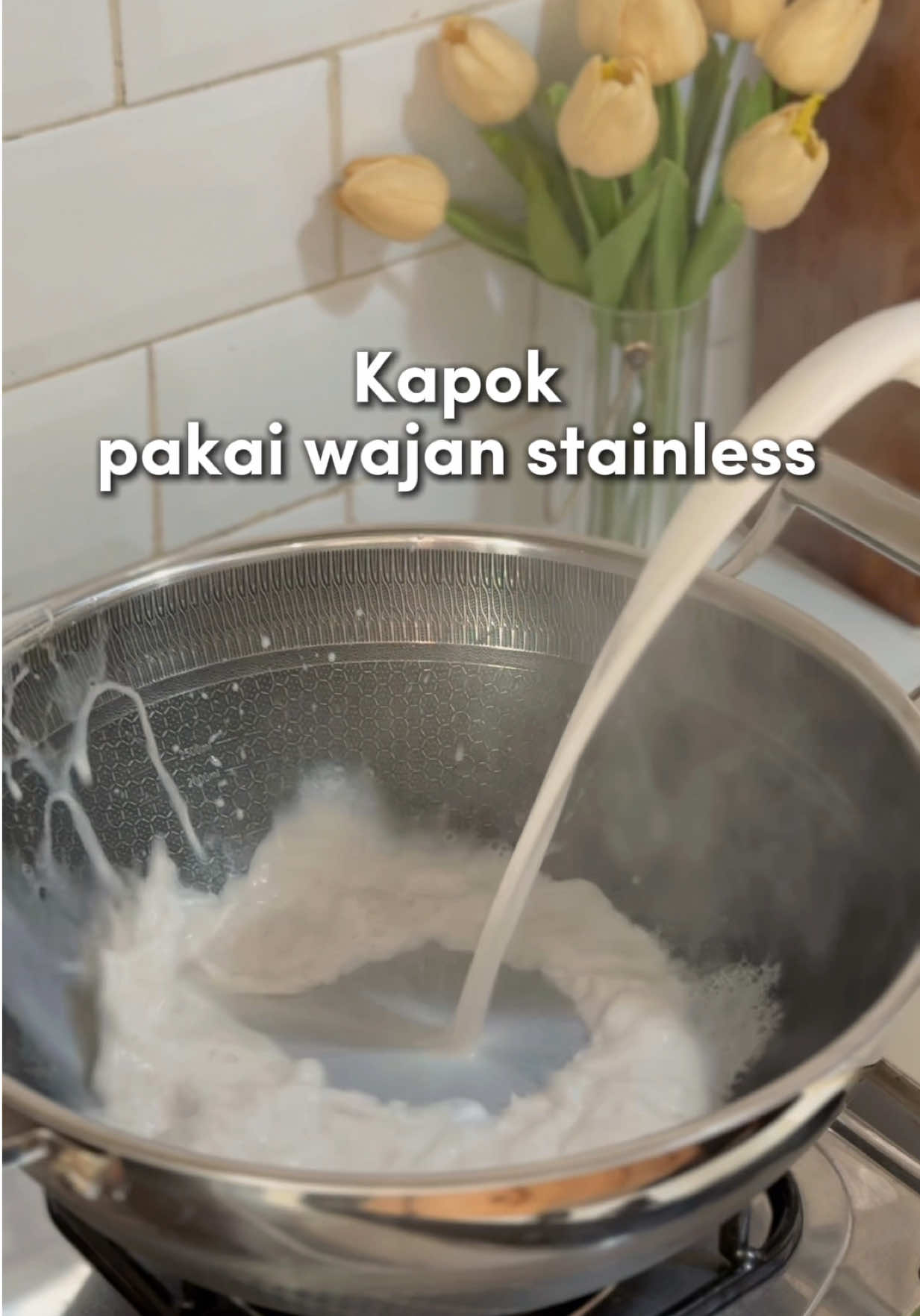 Membalas @Roro Grosir kalau ga mau ngelupas, pake wajan stainless udah paling aman #wajanstainless #wajanhoneycomb #freemirindonesia #modalkontendoang #stainlesssteel 