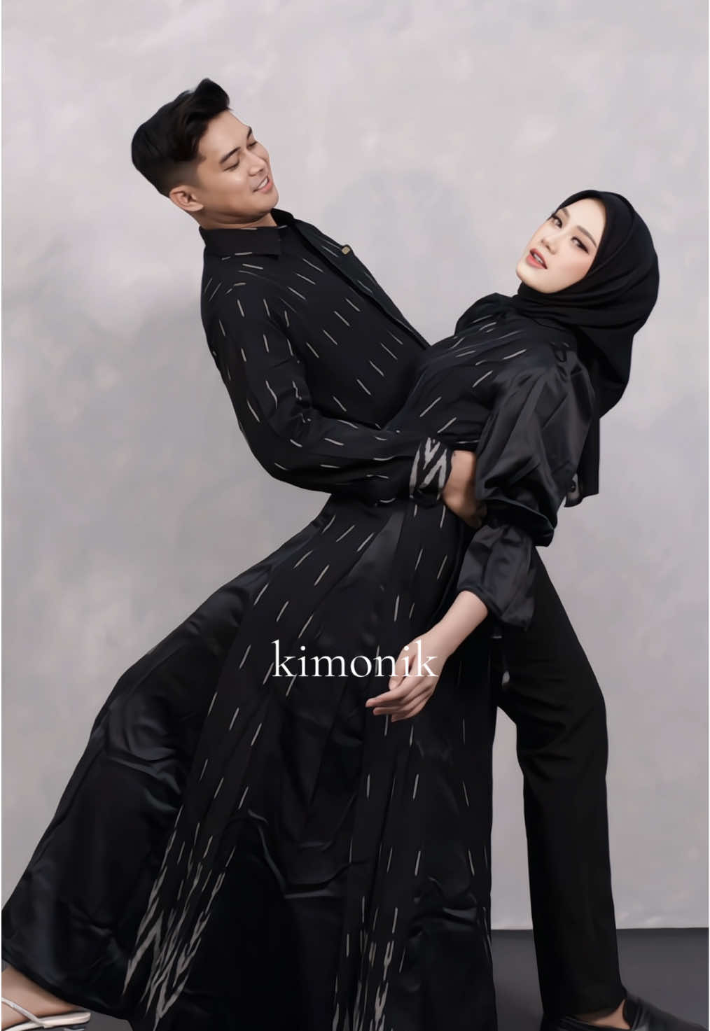 Inspirasi preweding dengan gaun hitam 🥰