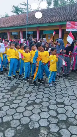 Lomba-lomba dalam rangka memeriahkan kemerdekaan Indonesia ke 80...Merdeka!!!...🇮🇩🇮🇩