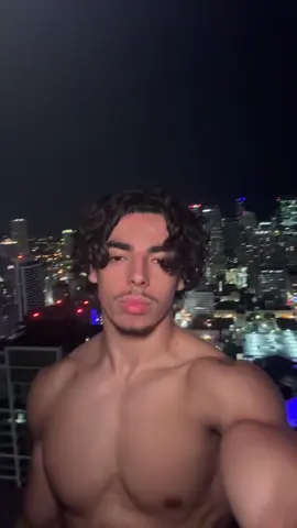 🥵😘 #playback #menoftiktok #sexy#hot