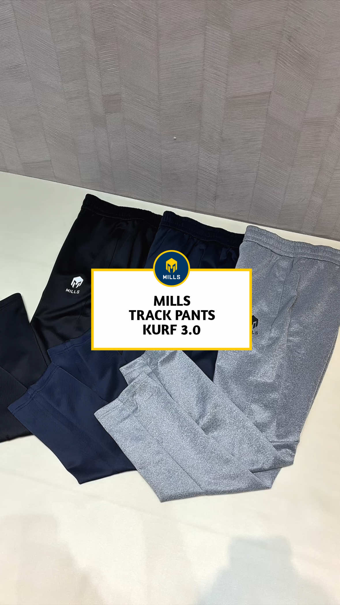 MILLS TRACK PANT KURF 3.0 Tersedia dalam tiga pilihan warna: - Black - Grey - Navy #mills #millssport #millssportid #thenextlevel #trackpant 