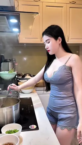 ăn phở hay ăn elm🤭🤭 #xuhuongtiktok #xhtiktok #viral #trending 