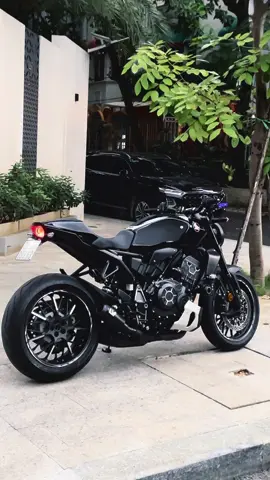 So romatic👍 #ThanhNino #NinoMotor #honda #cb1000r 