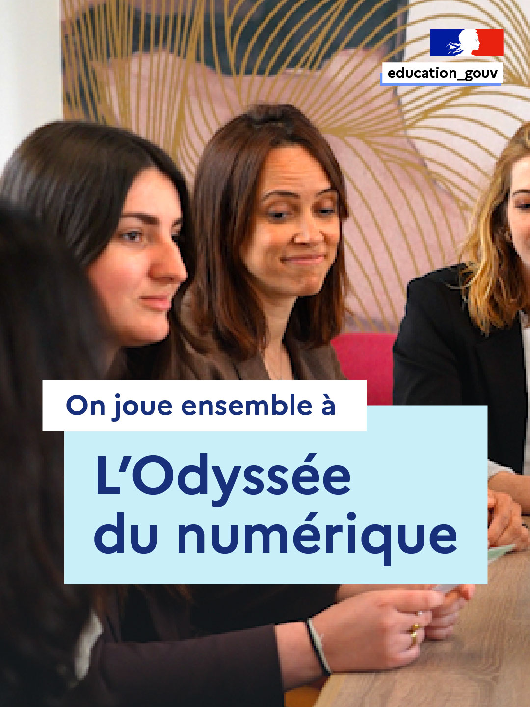 Doit-on répondre aux méchants commentaires ? La réponse est non, le cyberharcèlement est grave et ne doit pas être prise à la légère. Parle-en autour de toi comme à un adulte de confiance et n'hésite pas à contacter le 3018 ! 📞 Pour en savoir plus sur les bons réflexes à adopter tout en t'amusant, télécharge le jeu L'Odyssée du numérique. 👉En savoir plus sur education.gouv.fr #harcèlement 
