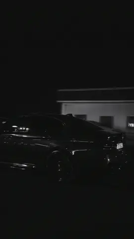 ) #77bn045 