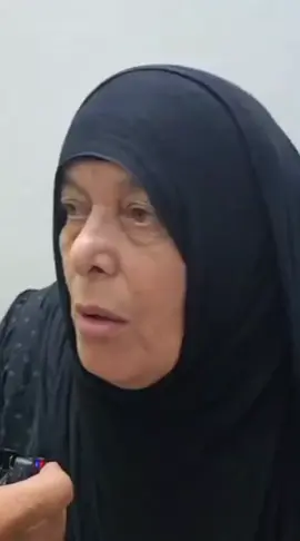 #*لقاء مع والدة المستهدف من قبل التحالف واذنابه في أطمة بريف إدلب*  *السؤال الذي يطرح نفسه*  *لو كانت هذه الام درزية او مسيحية اهكذا سيكون التعامل معهم ام لانها ام مسلمة موحدة لله ورسوله يتم اهانتهم بكافة الطرق*#الجمهورية_العربية_السورية 