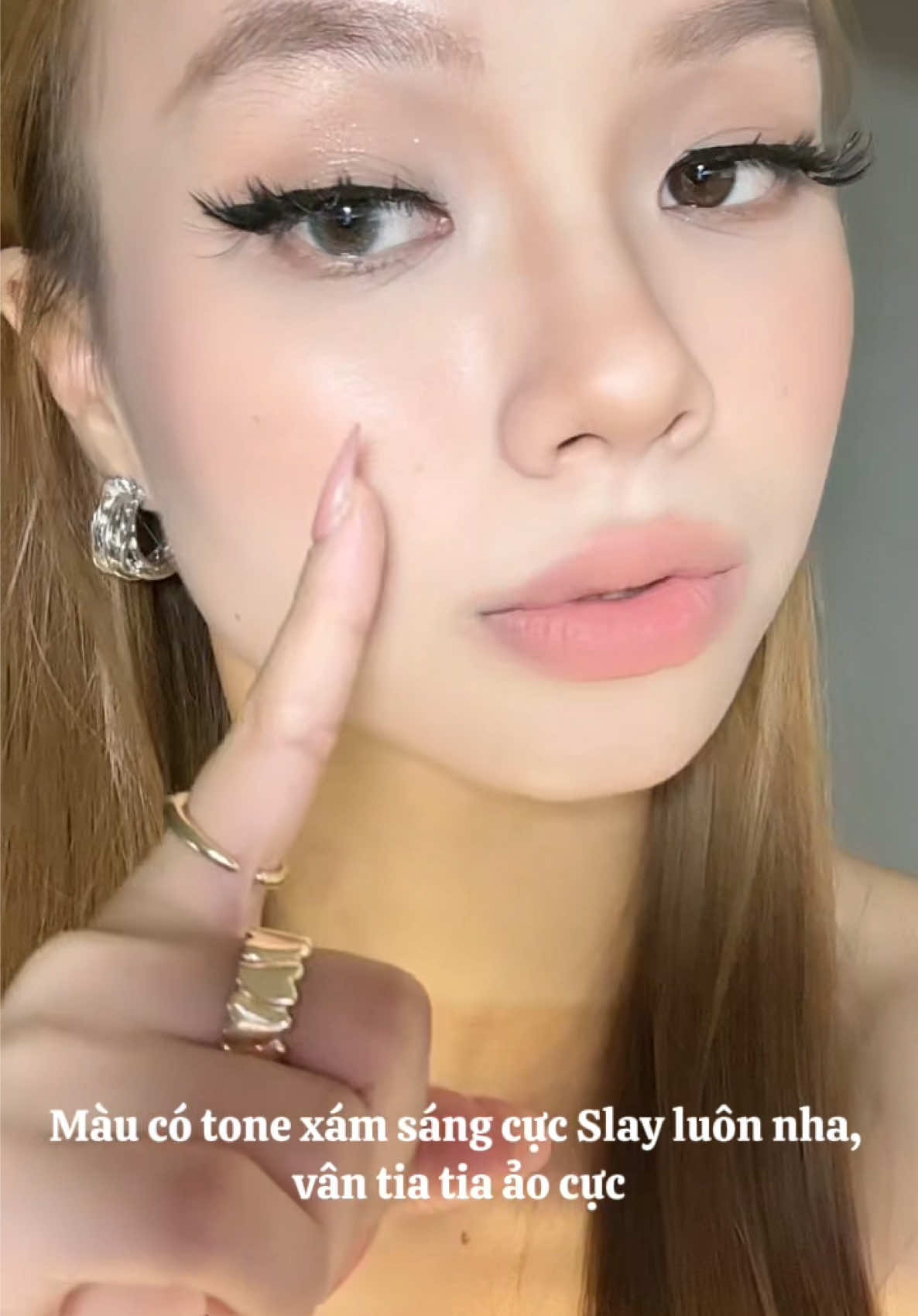 Một em lens siêuuu slayy ✨ Tr ơi tui mê em này lắmmmm ❤️ #vivimoon #kolgray #lenchomattho 