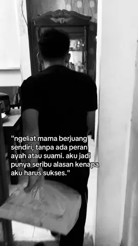 nanti aku bayar semua pengorbananmu, perjuanganmu, dan rasa sakitmu ya mah. tunggu aku sukses!!! #fyp 