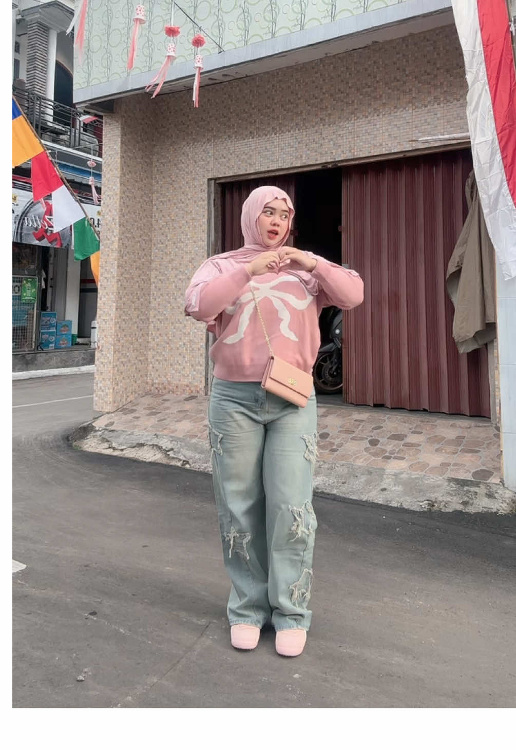 spill sepatu pinkky gemes nya nii from @COROLLA Shoes Shop🩷 #ootdfashion#outfitinspo#OOTD 