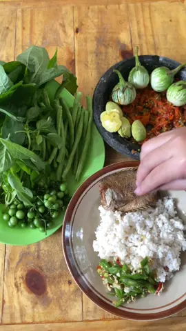 Asin sepat tumis buncis+sambel sreng lalaban 🤤🤤 #masakansunda #lalaban #menusundaan #makananenak 