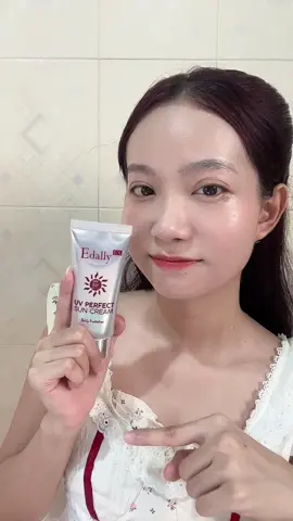 Phải công nhận em kem chống nắng Edally EX xài đúng wow luôn mấy bà vì ẻm còn hỗ trợ dưỡng da khoẻ mạnh hồng hào nữa😘 #trend #kemchongnang #kemchongnangedally #edally #kemchongnangnangtone 