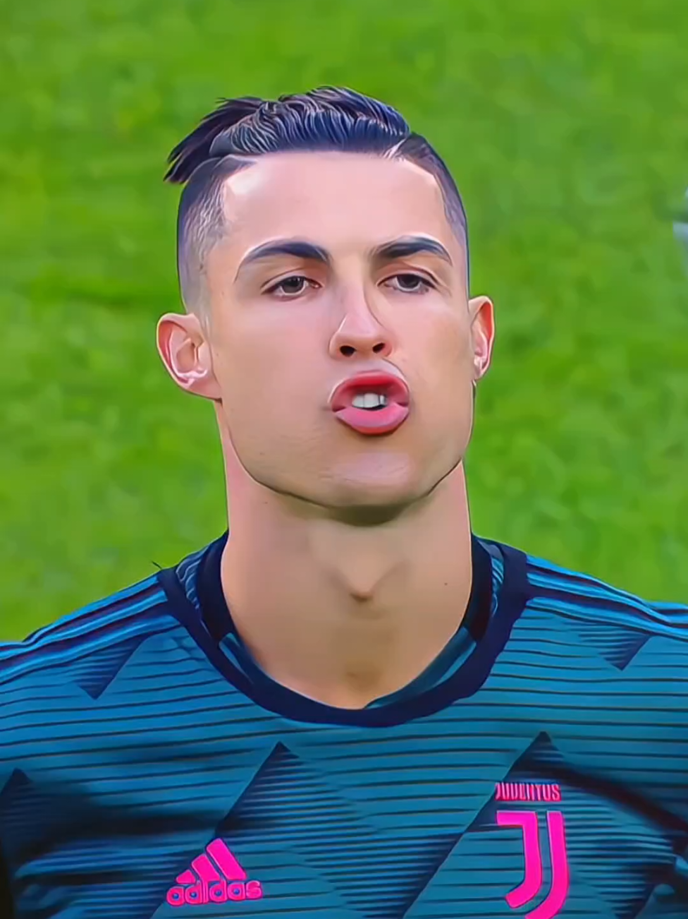 #foryoupage #grothaccount✅ #Ronaldo #viral #tiktokmyaccountunfarez 