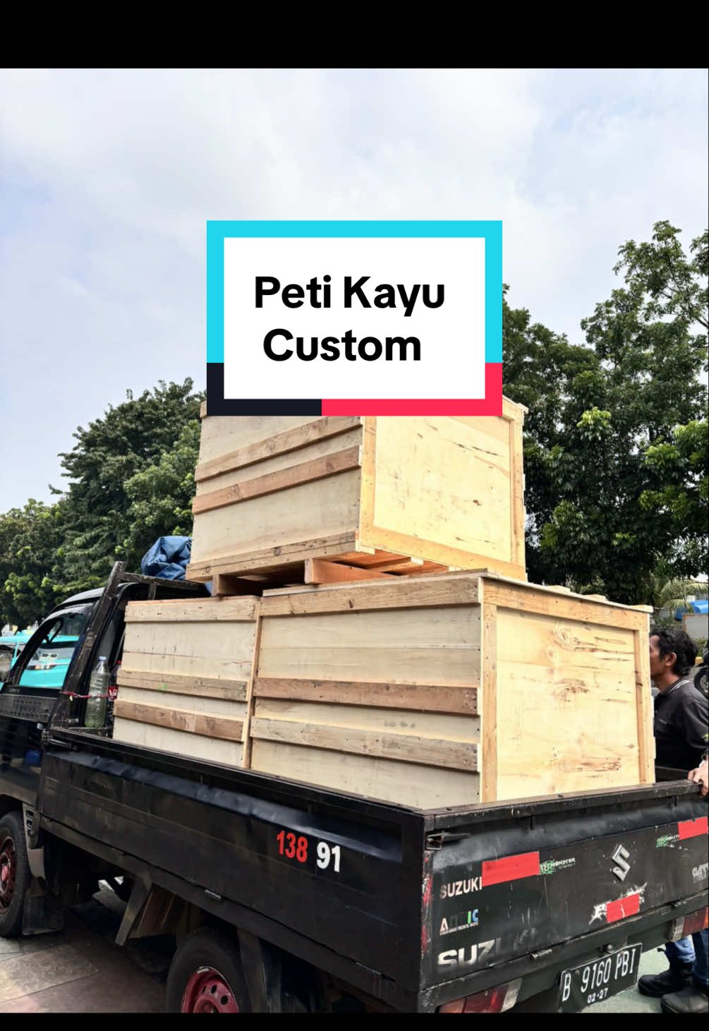 Jasa Pembuatan Peti Kayu ✔️ Kuat & rapi ✔️ Bisa custom ukuran ✔️ Siap kirim ke seluruh Indonesia 🚚 📦 Solusi aman untuk pengiriman barang berharga, mesin, hingga kebutuhan ekspor. #PetiKayu #PackingKayu #JasaPacking #UDSinarTerang2 #KayuPallet 