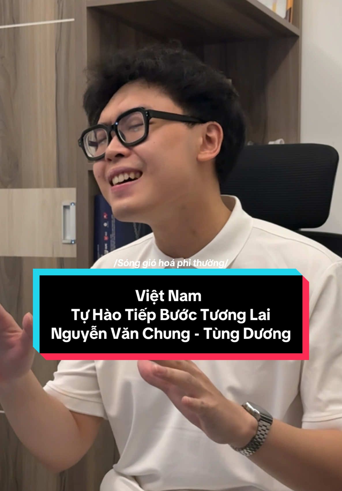 Học thuộc bài này để chuẩn cho Concert “Quốc Gia” năm sau là vừa 🇻🇳🇻🇳🇻🇳 #Tuhaotiepbuoctuonglai #TungDuongCoverChallenge 