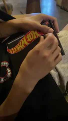 hoá ra nụ cười của ảnh chỉ có chưa tới 100k #hotwheels #tuimu #hotwheelscollector #foryou #quatangnguoiyeu 