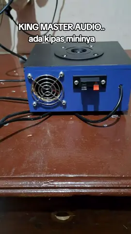 KING MASTER AUDIO Silahkan yg butuh BOX masteran burung Suara jernih, bertenaga Frekwensinya pas buat burung, ada kipas mininya Kokoh.. kuat... tahan getar BUKAN PLASTIKAN.. Tahan 24 jam...nyala Bisa stel 1 lagu berulang ulang Ready banyak !!!! Rp. 375.000 / unit Lain ongkir Isi 83 lagu Lokasi surabaya Minat hub 082139234227 WA #muraibatumedan #muraibatu #murai #muraibatuindonesia #muraibatumania 
