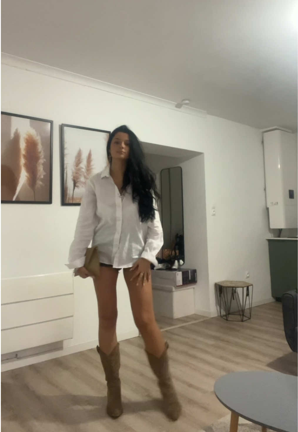 Chemise : @Maison Pablo  Santiag : @LilTaylor  #produitoffert 🤍