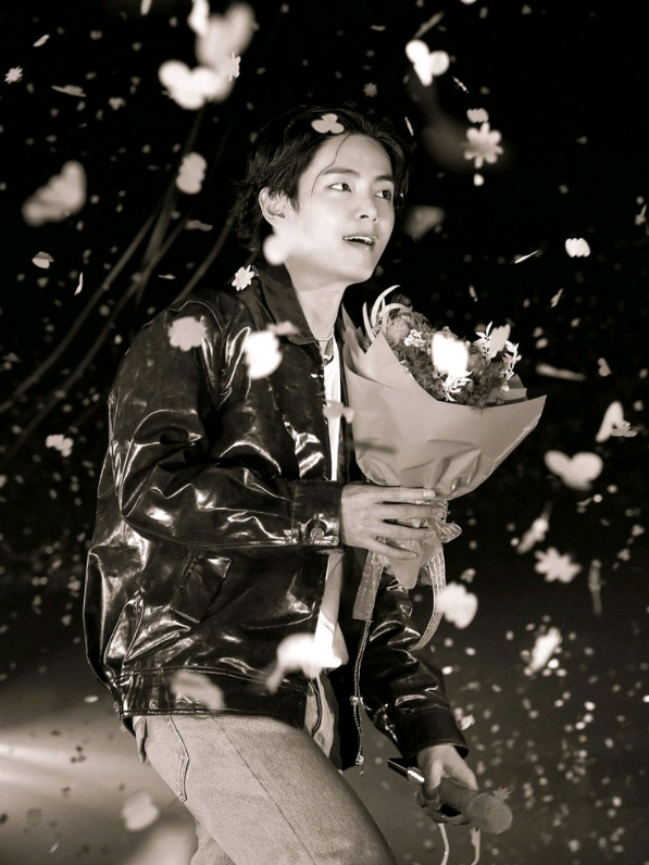 I miss those days 😔💔 #grandmother   #kids#memories  #Without_music #Grandmother_house 