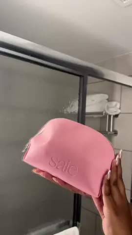 do yourself a favor & visit @sephora !! with any purchase of 3 @Saie products you get this cutie little bag !! so excited to add to my collection of clean beauty.  #saiebeauty #cleanbeautyproducts #sephora #fyp #xyzbca 