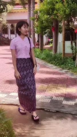 တယောက်ထဲကပိုအေးချမ်းတယ်🩷#fypシ゚ #foryoupage #thknkb4youdo 