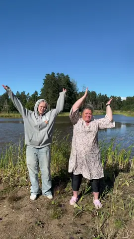 Behind the Scenc #probierenmitkarina #maskiergang #probiersen 