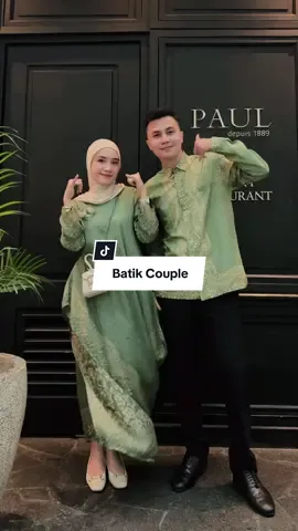 Rekomendasi Batik Couple By @Kinnas Batik  #batikcouple #outfitcouple #welldressed #TikTokFashion #fyp 