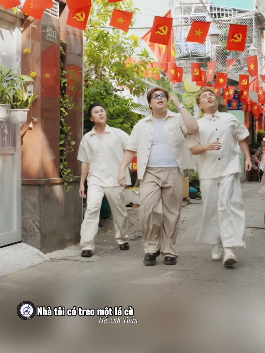 🇻🇳Nhà Tôi Có Treo Một Lá Cờ (full) - Hà Anh Tuấn  #vietnam #topnhacviet #nhachaymoingay #trending #xuhuong 