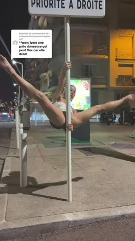 Réponse à @tumeprendraispaspourunjambon? Let’s go girl !! 💁🏼‍♀️🖤 #poledance #poledancelove #poledancelife #poledancer #pvalley 