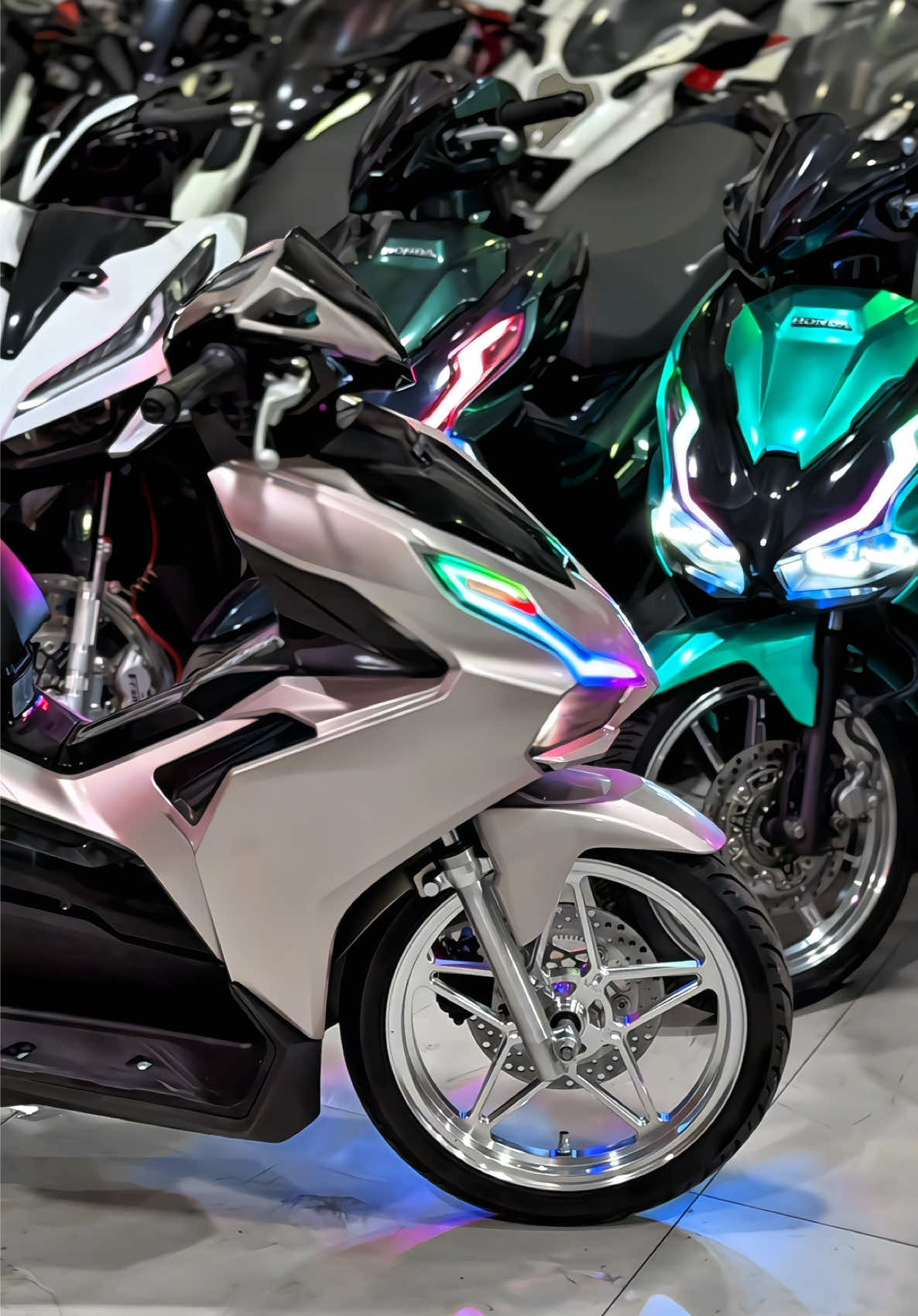 AB Bạc Ánh Hồng💖 Dọn New✨ Hơn 40 Chai 🍾 Góp Lúa Trên 10 Củ🍠 Nhận Xe...  #AB #xedokieng #Vario #xedovietnam🇻🇳 #4val 