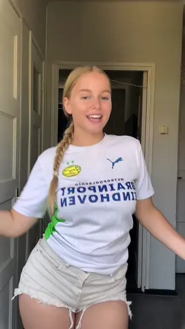 232/365 - net de ps5 naar de winnaar gebracht! leuk dat ik mensen blij kan maken 🥰💛