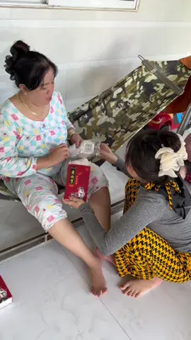 Cho mẹ tui sài này chi không biết nữa #trucnong11 #miengdanngaicuu #miengdanngaicuuthaidoc  @Trúc Nọng  @Trúc Nọng  @Trúc Nọng 