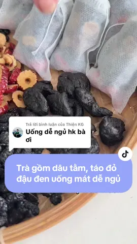 Trả lời @Thiện KG Trà này gồm dâu tằm, táo đỏ, đậu đen xanh lòng uống giúp thanh nhiệt mát mẻ, an thần và ngủ ngon giấc hơn, đỡ tiểu đêm với lại đau lưng nữa #trabothan #daulung #moigoi #baut #tieudem 